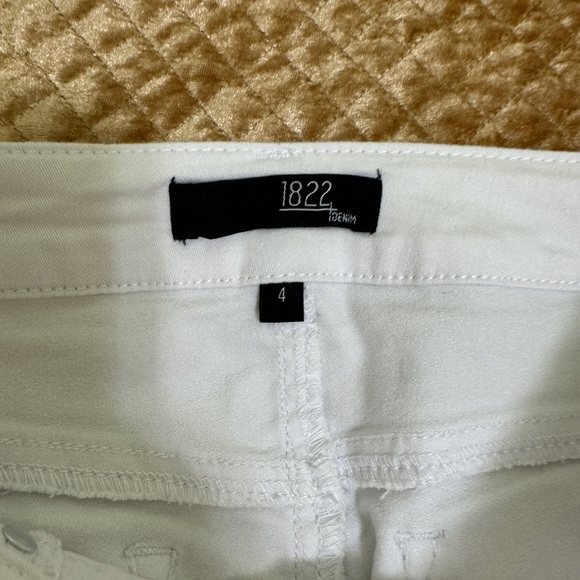 White Skinny Jeans - Picture 3 of 6